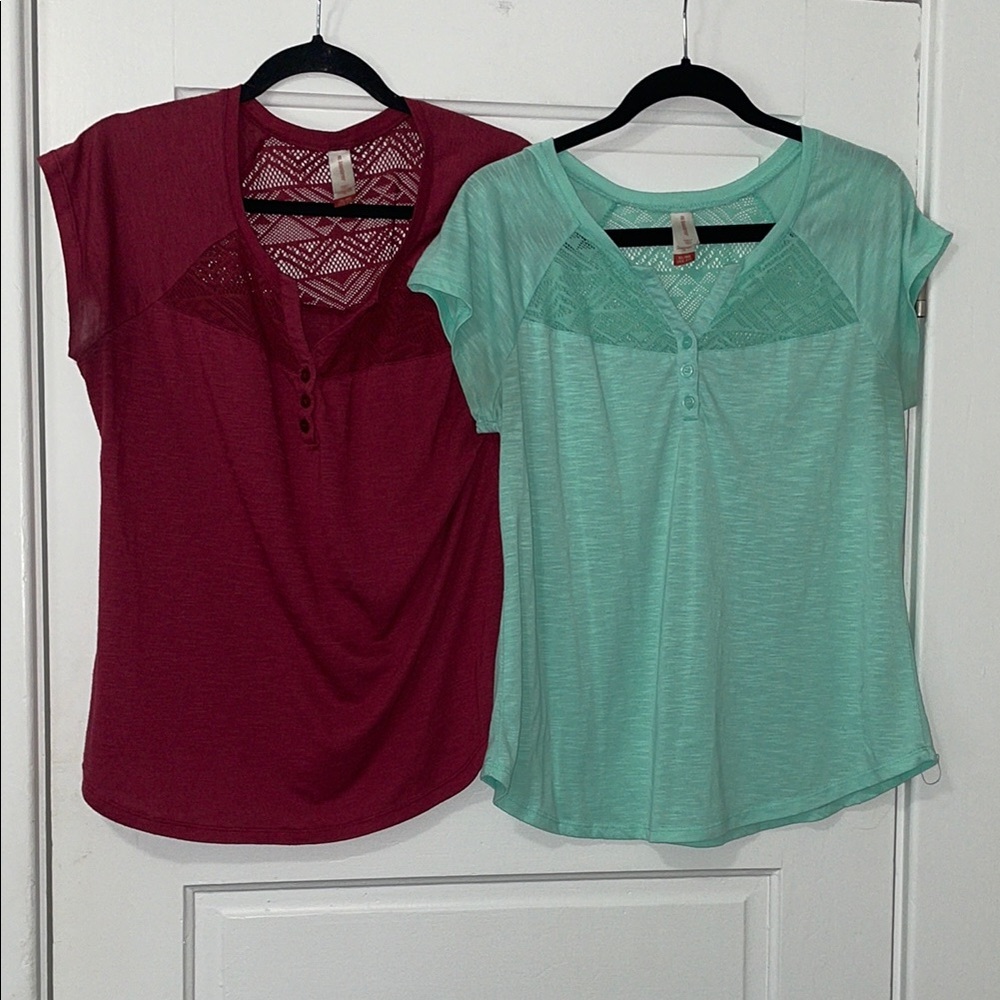 No Boundaries Burgundy and Mint Tops